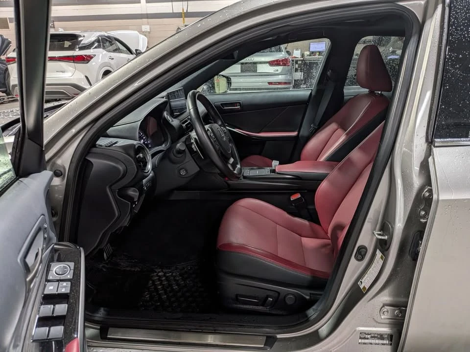 2023 Lexus IS 3rd Gen - Image 7 of 10
