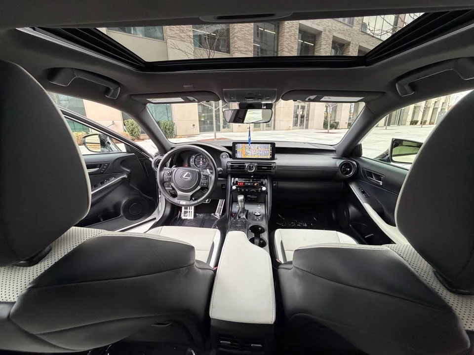 2023 Lexus IS 3rd Gen - Image 10 of 18