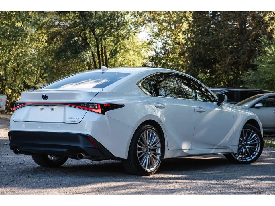 2023 Lexus IS 3rd Gen - Image 5 of 20