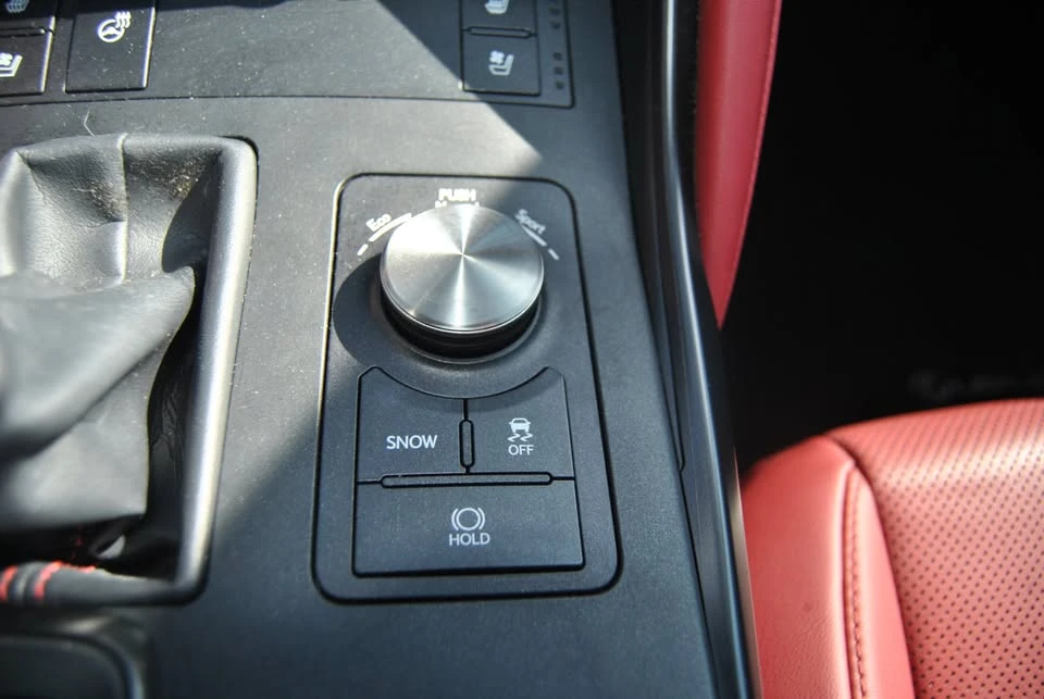 2023 Lexus IS 3rd Gen - Image 13 of 14