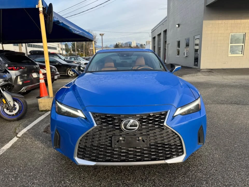 2023 Lexus IS 3rd Gen - Image 2 of 5