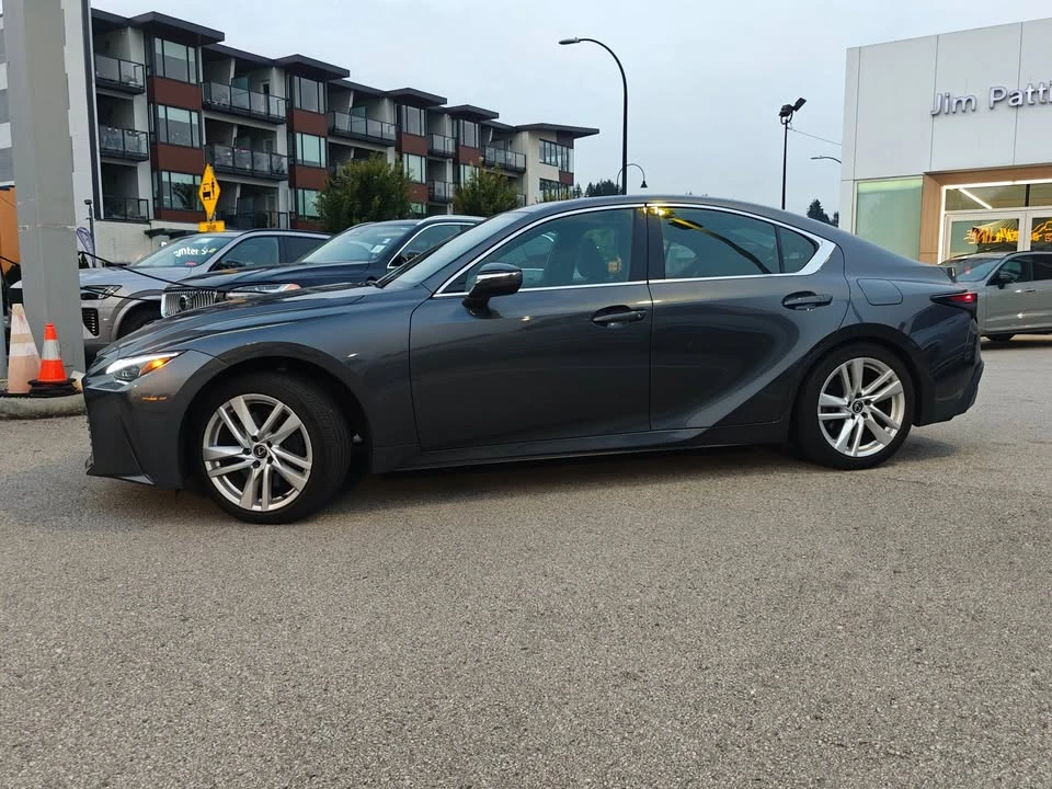 2023 Lexus IS 3rd Gen - Image 3 of 9