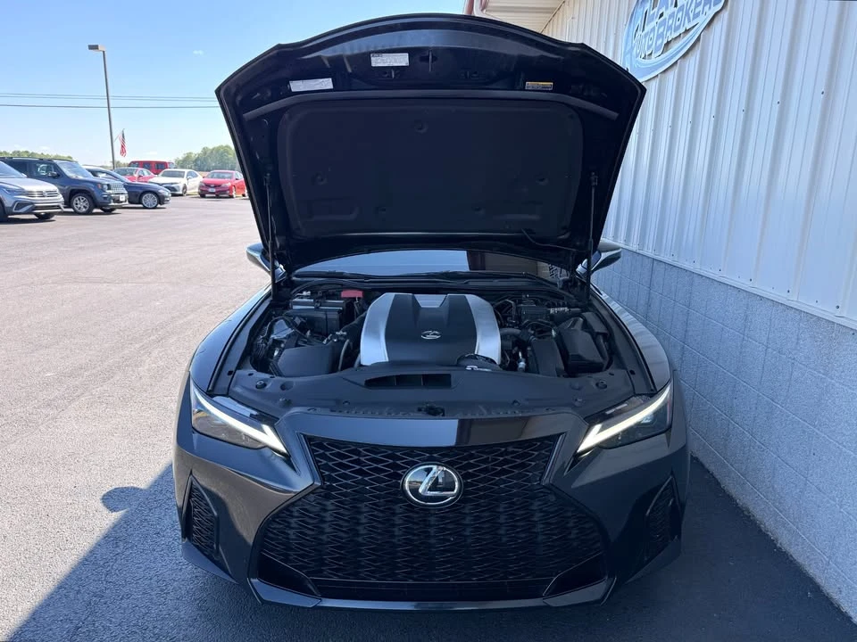 2023 Lexus IS 3rd Gen - Image 7 of 20