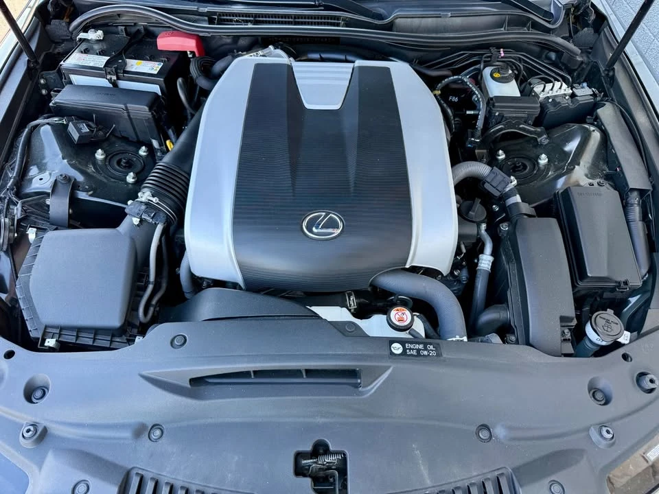 2023 Lexus IS 3rd Gen - Image 8 of 20