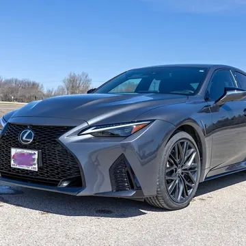 2023 Lexus IS 500