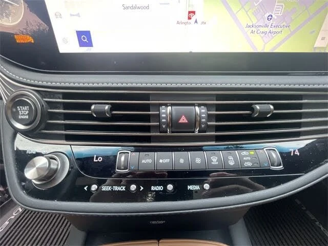 2023 Lexus LS 5th Gen - Image 19 of 20