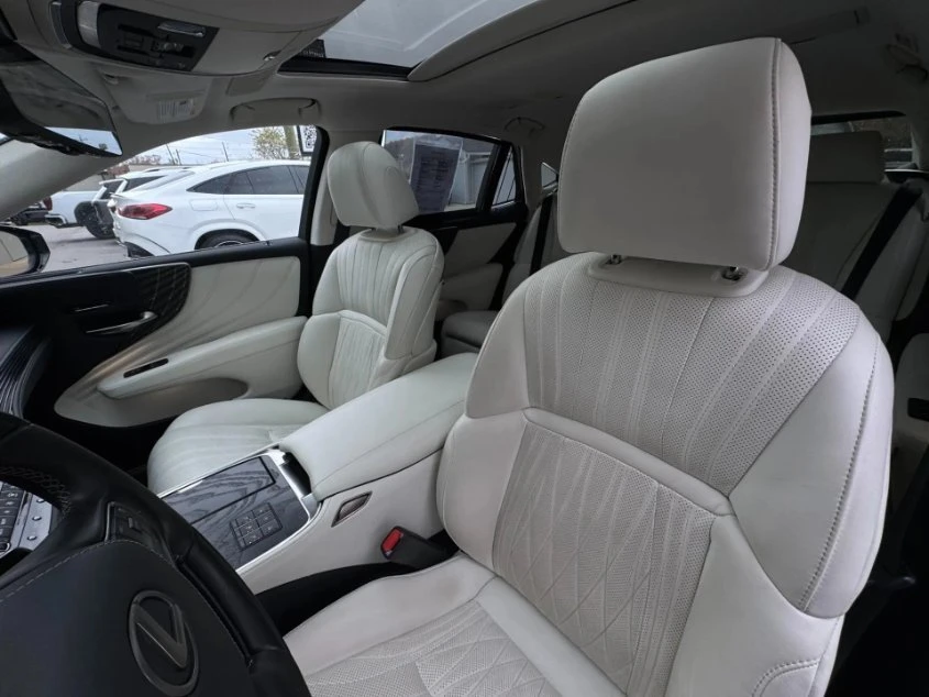2023 Lexus LS 5th Gen - Image 7 of 7