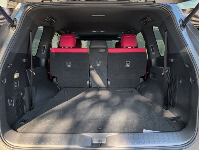 2023 Lexus LX 4th Gen - Image 11 of 13