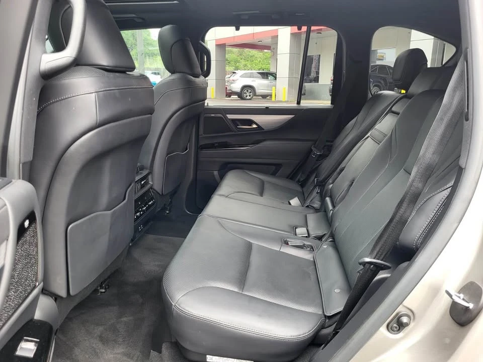2023 Lexus LX 4th Gen - Image 11 of 17