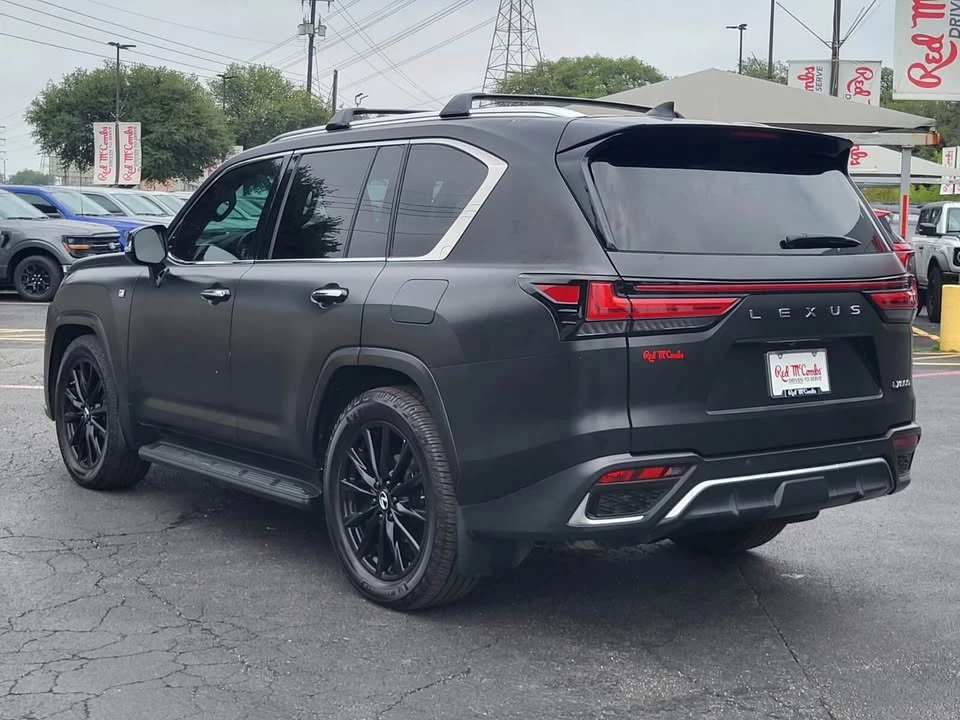 2023 Lexus LX 4th Gen - Image 8 of 17