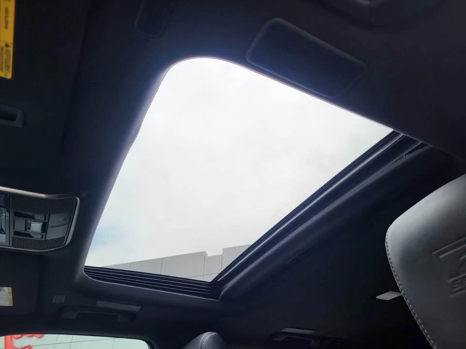 2023 Lexus LX 4th Gen - Image 14 of 17