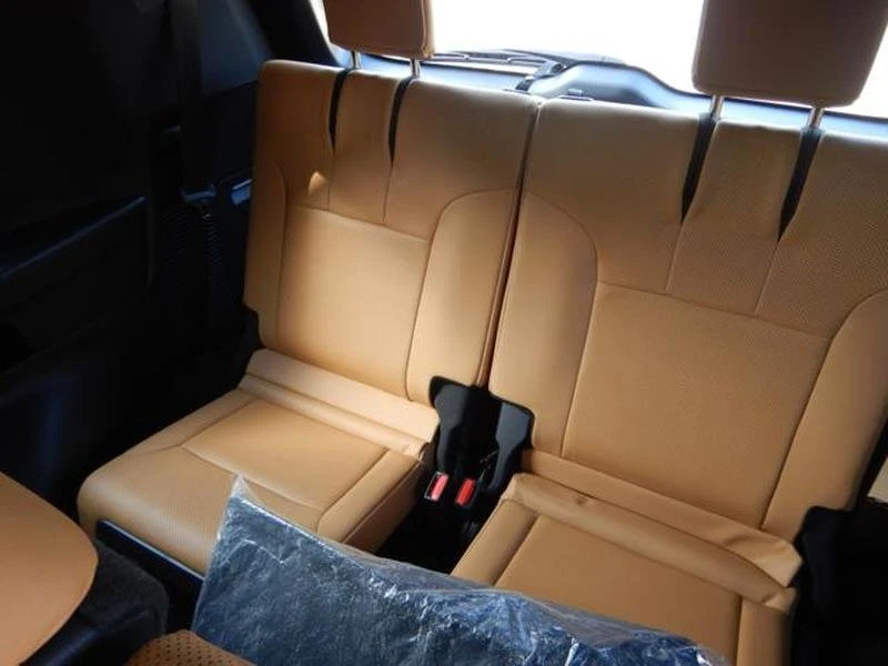 2023 Lexus LX 4th Gen - Image 11 of 19