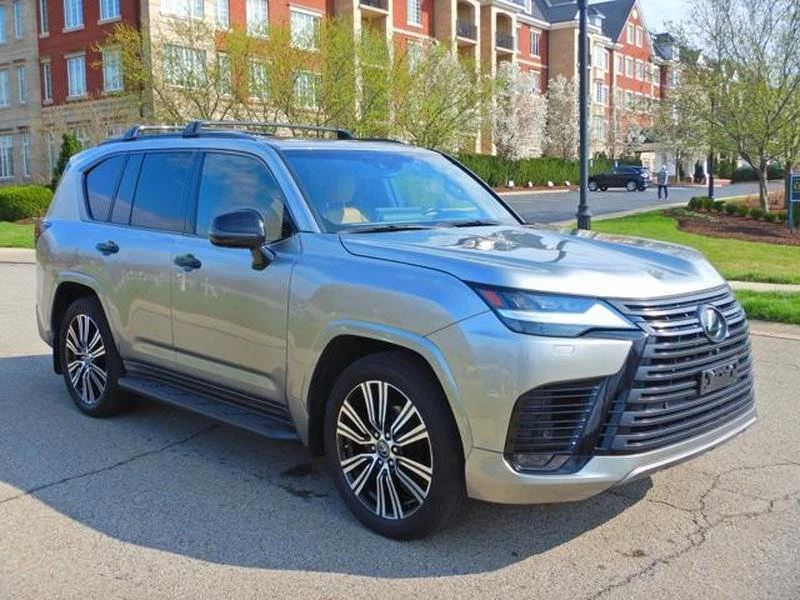 2023 Lexus LX 4th Gen - Image 3 of 19