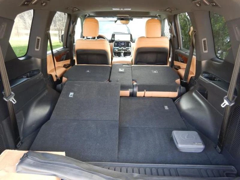 2023 Lexus LX 4th Gen - Image 13 of 19