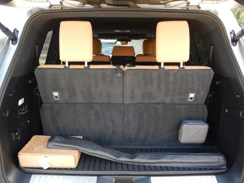 2023 Lexus LX 4th Gen - Image 12 of 19