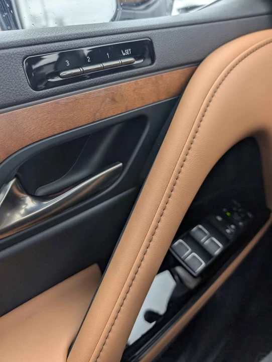 2023 Lexus LX 4th Gen - Image 11 of 21