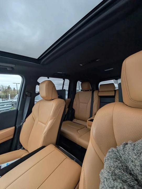 2023 Lexus LX 4th Gen - Image 10 of 21