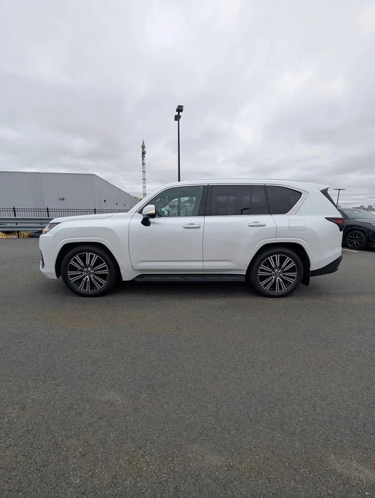 2023 Lexus LX 4th Gen - Image 3 of 21