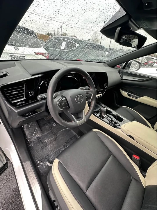 2023 Lexus NX 2nd Gen - Image 5 of 7