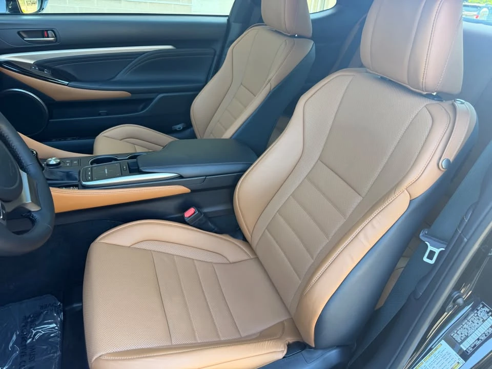 2023 Lexus RC - Image 9 of 15