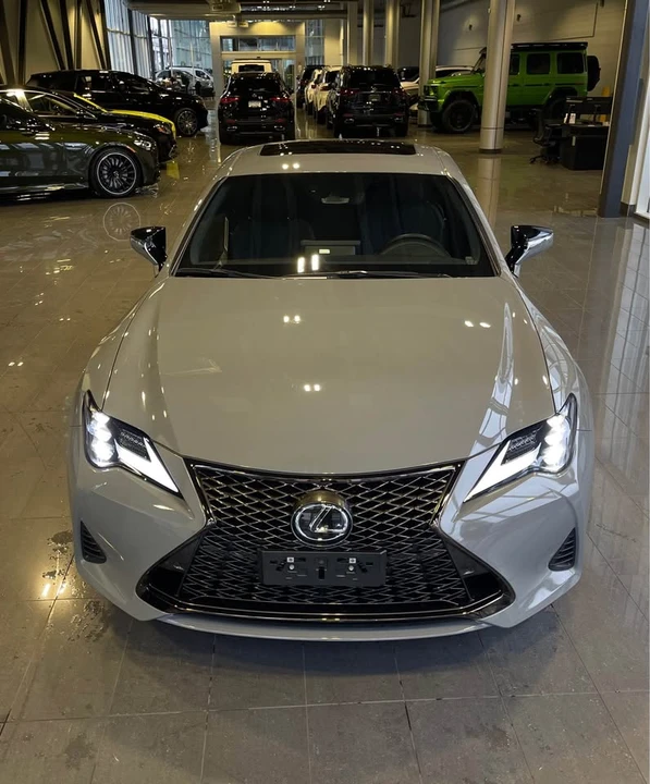 2023 Lexus RC - Image 3 of 15