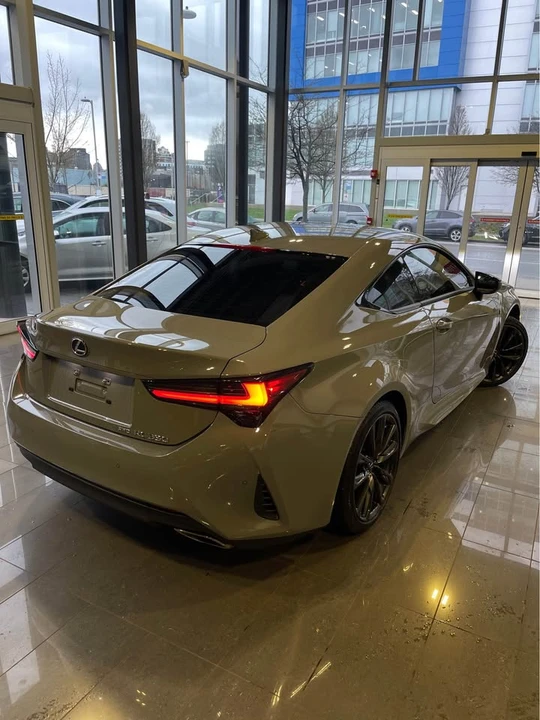 2023 Lexus RC - Image 12 of 15