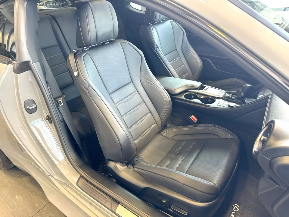 2023 Lexus RC - Image 19 of 19