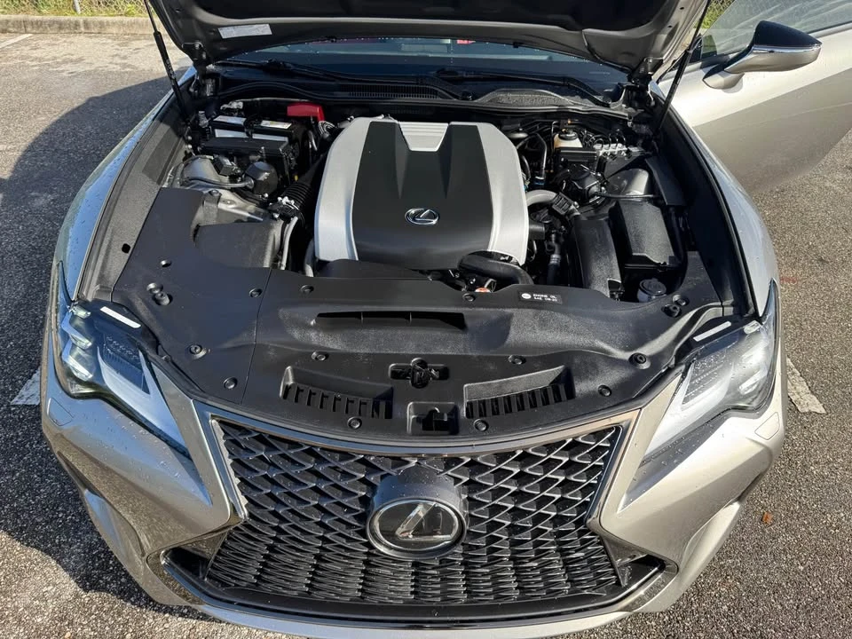 2023 Lexus RC F - Image 9 of 16