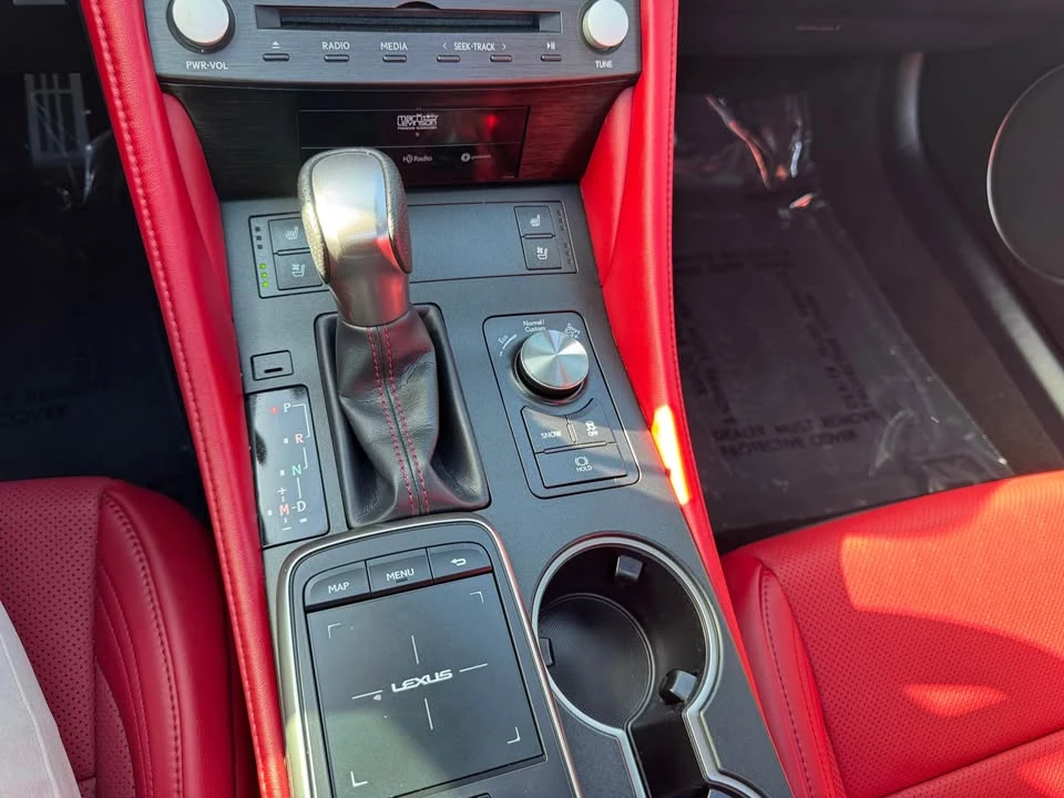 2023 Lexus RC F - Image 13 of 16