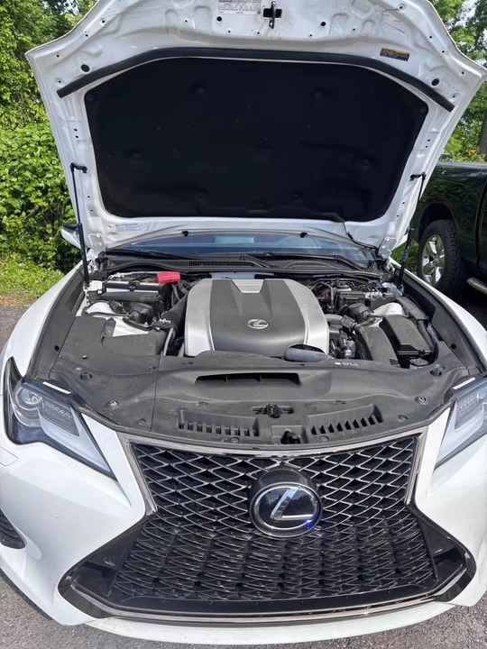 2023 Lexus RC - Image 2 of 8