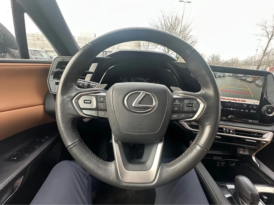 2023 Lexus RX 5th Gen - Image 12 of 12