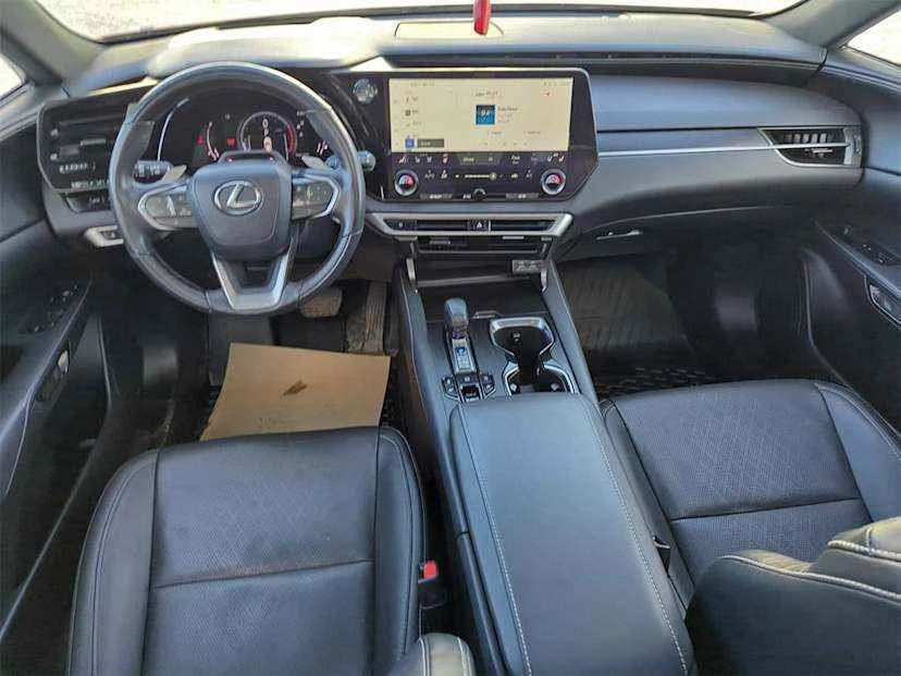 2023 Lexus RX 5th Gen - Image 18 of 19