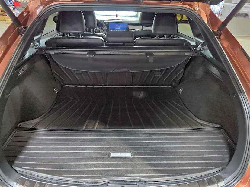 2023 Lexus RX 5th Gen - Image 12 of 19