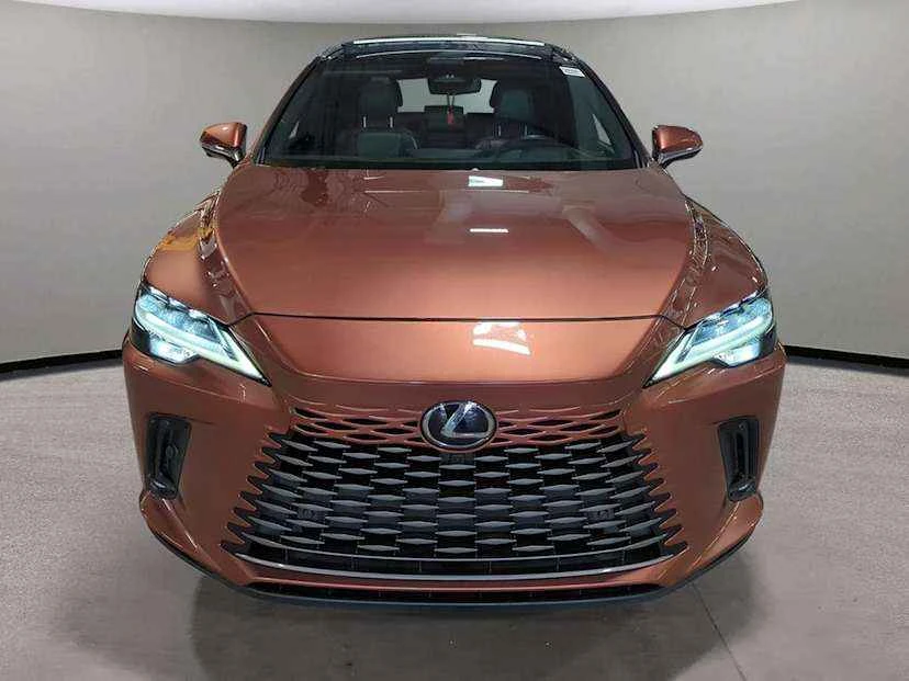 2023 Lexus RX 5th Gen - Image 2 of 19