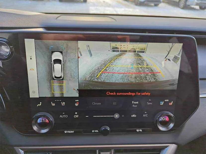 2023 Lexus RX 5th Gen - Image 19 of 19