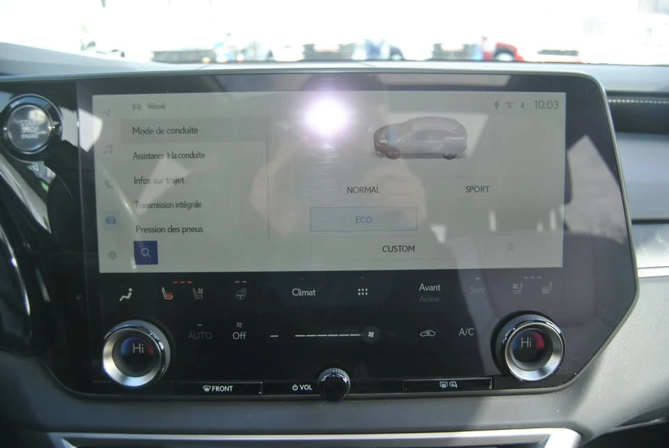 2023 Lexus RX 5th Gen - Image 17 of 19