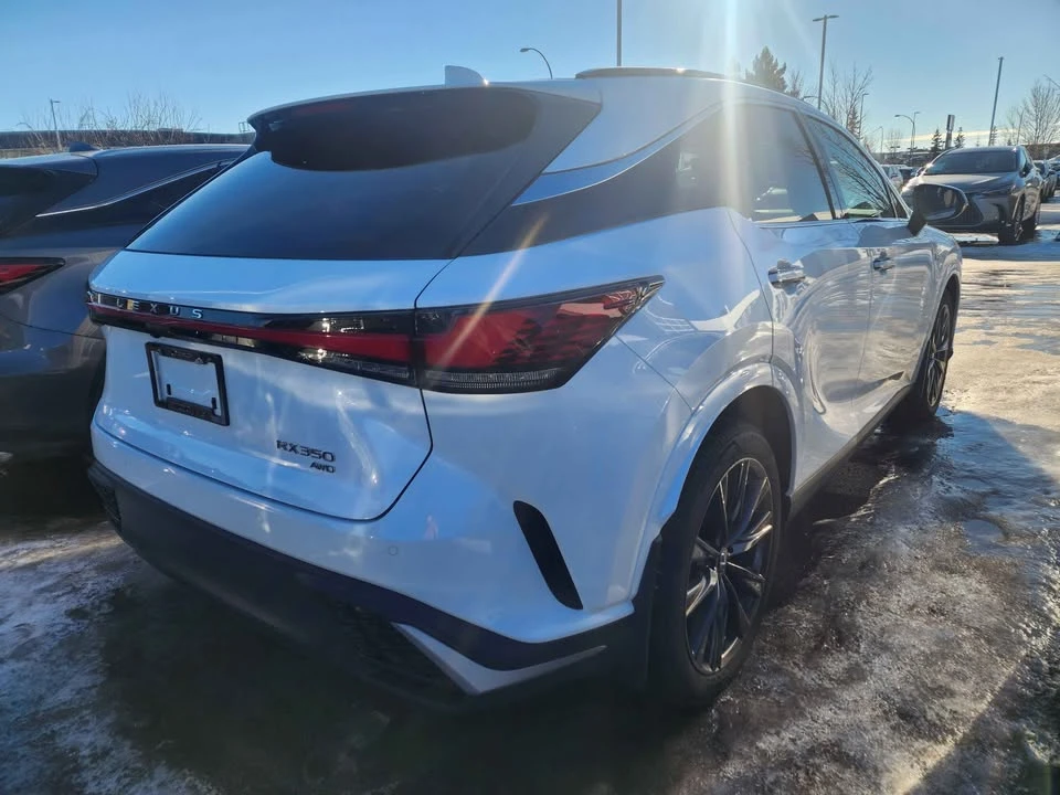 2023 Lexus RX 5th Gen - Image 7 of 12