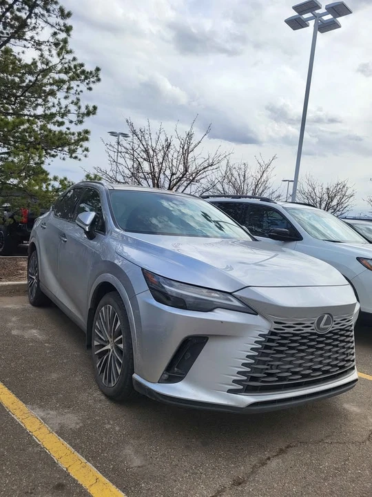 2023 Lexus RX 5th Gen - Image 3 of 11