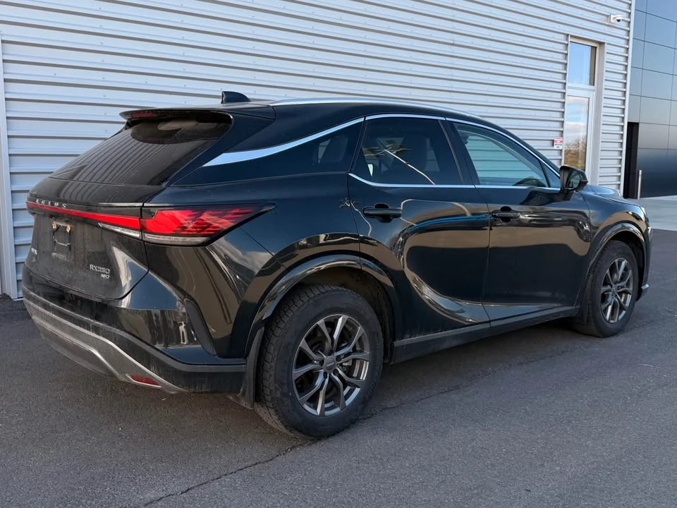 2023 Lexus RX 5th Gen - Image 7 of 16