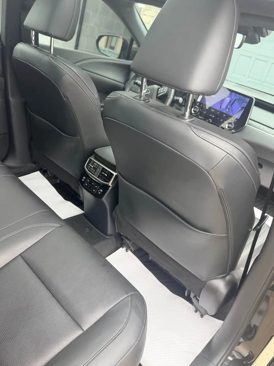 2023 Lexus RX 5th Gen - Image 10 of 13