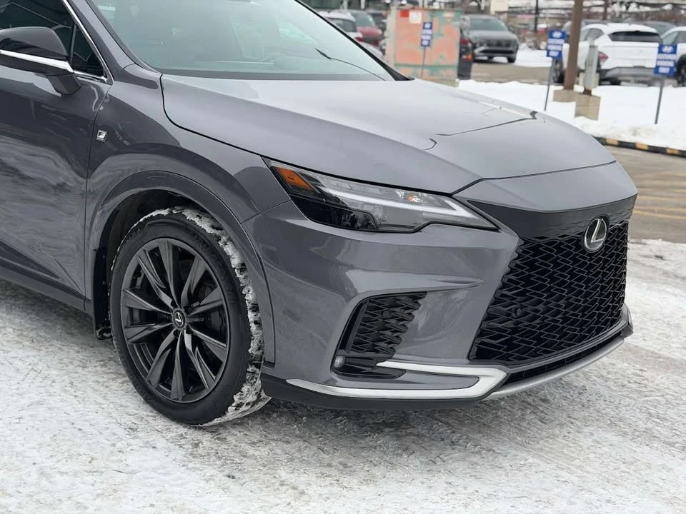 2023 Lexus RX 5th Gen - Image 4 of 10