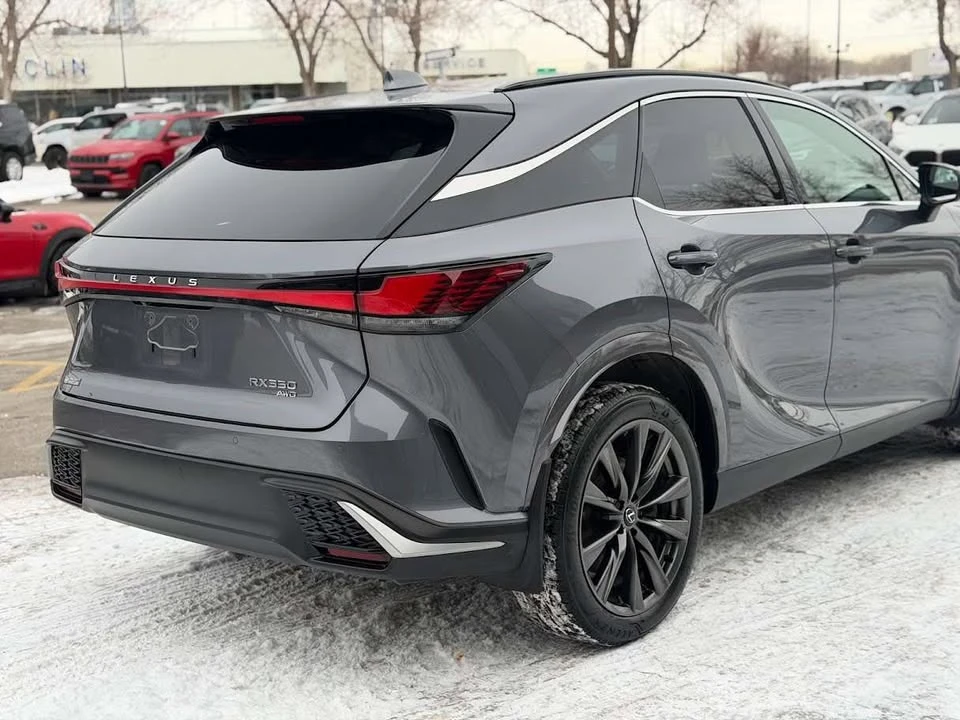 2023 Lexus RX 5th Gen - Image 7 of 10