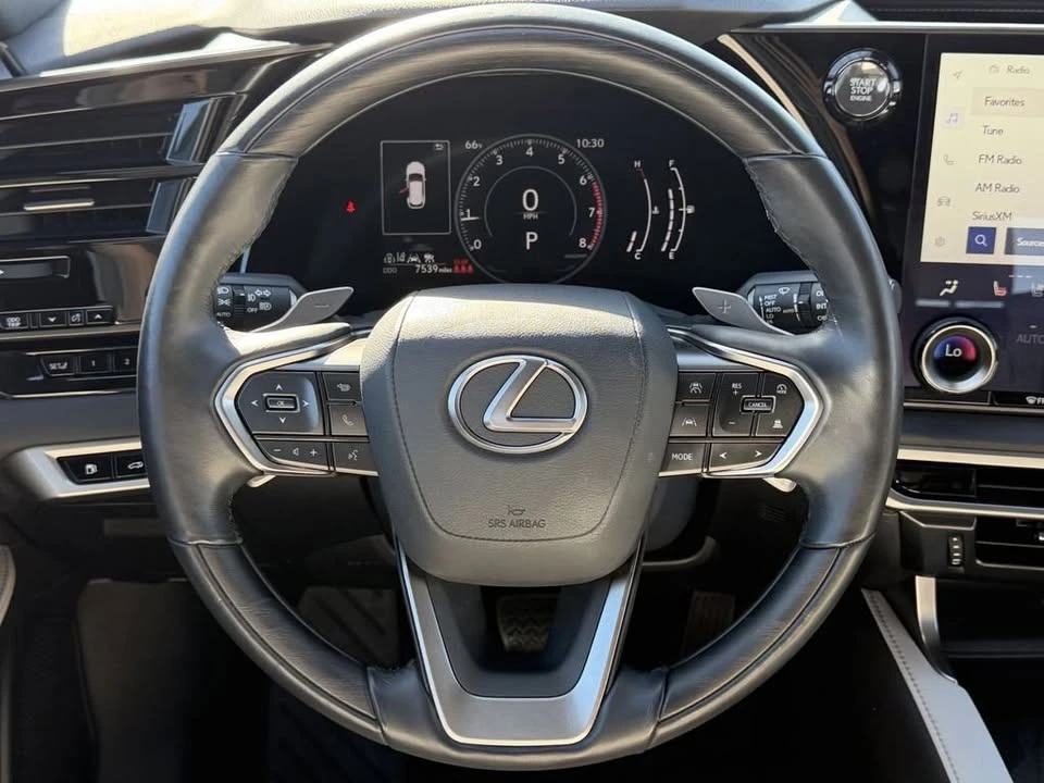 2023 Lexus RX 5th Gen - Image 5 of 6