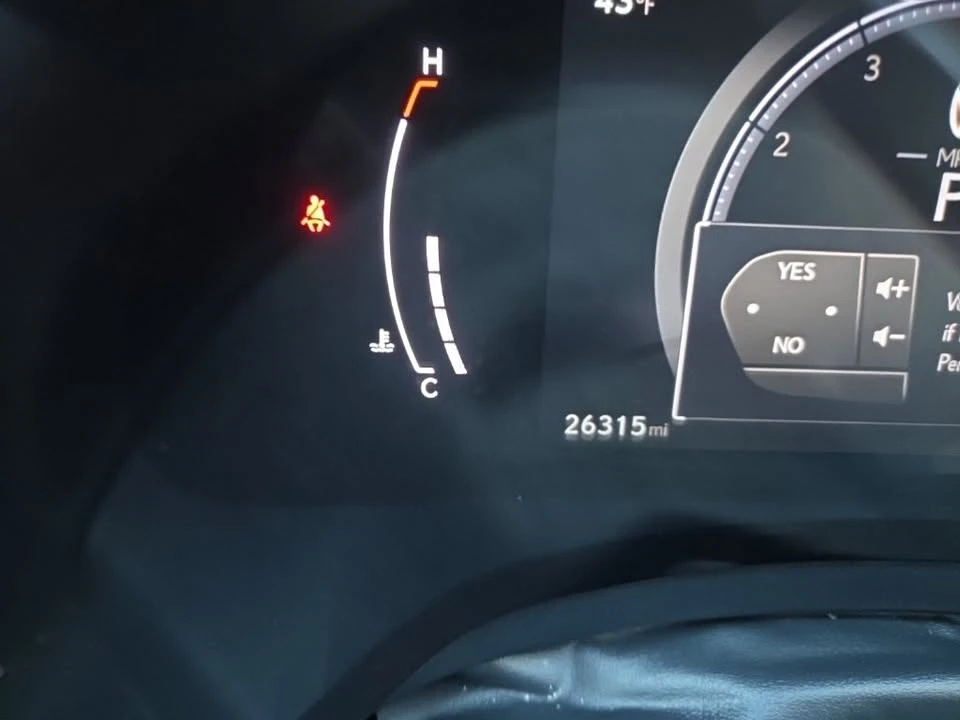 2023 Lexus RX 5th Gen - Image 13 of 20