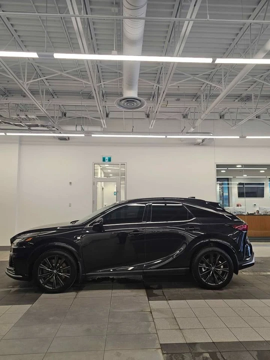 2023 Lexus RX 5th Gen - Image 3 of 11