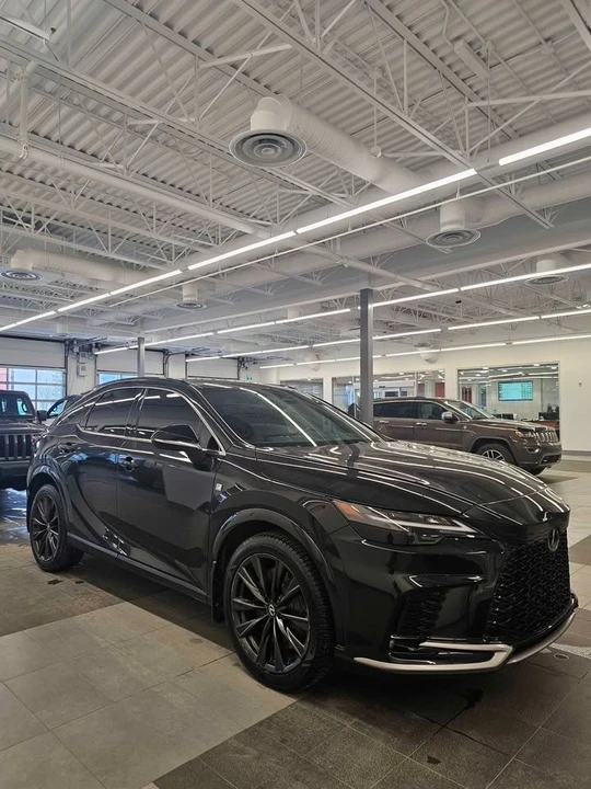 2023 Lexus RX 5th Gen - Image 7 of 11