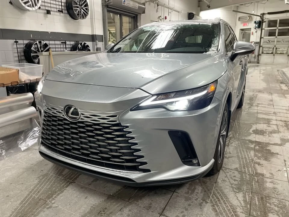 2023 Lexus RX 5th Gen - Image 3 of 15