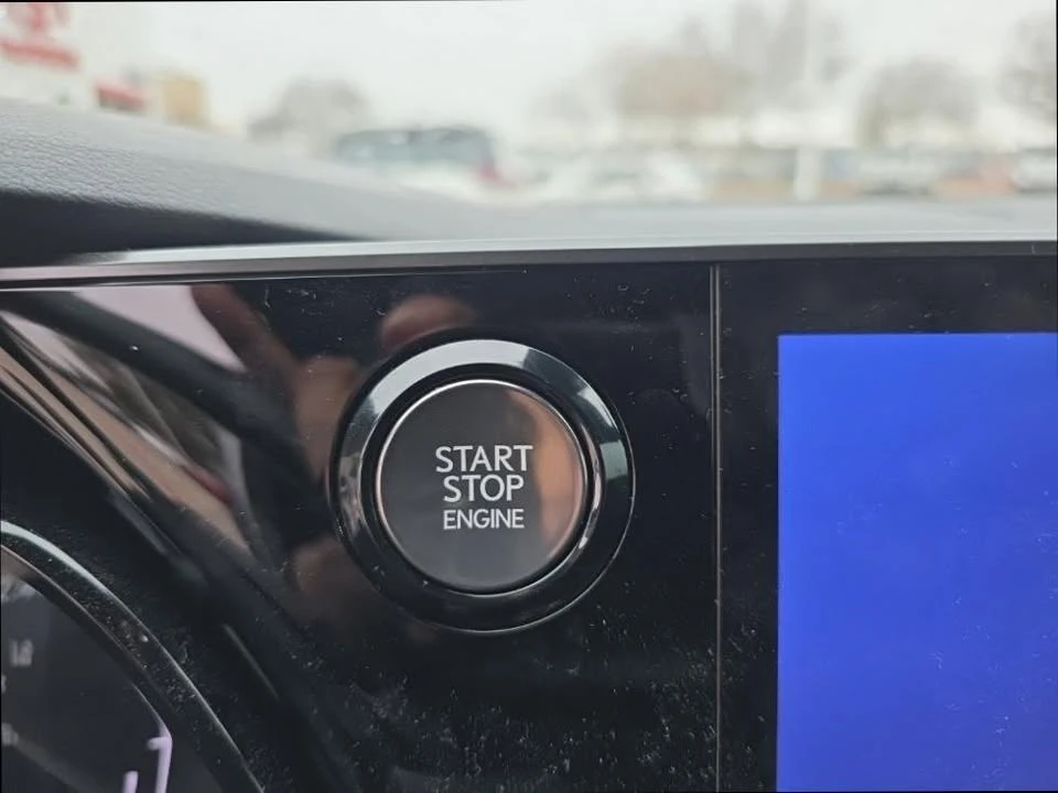2023 Lexus RX 5th Gen - Image 14 of 15