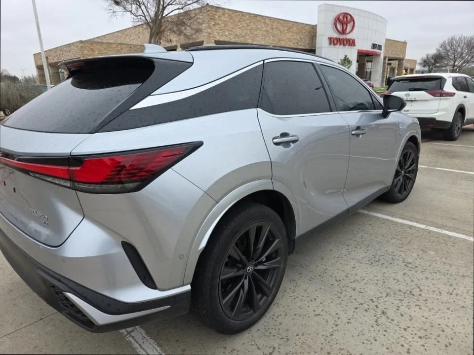 2023 Lexus RX 5th Gen - Image 5 of 15