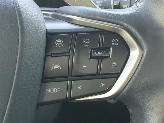 2023 Lexus RX 5th Gen - Image 16 of 19
